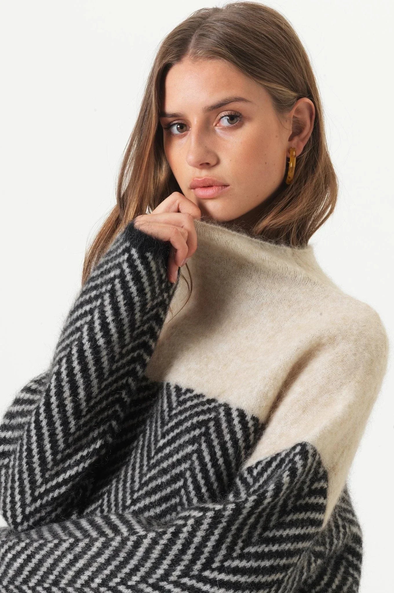 Elevy™ | Comodo Sweater